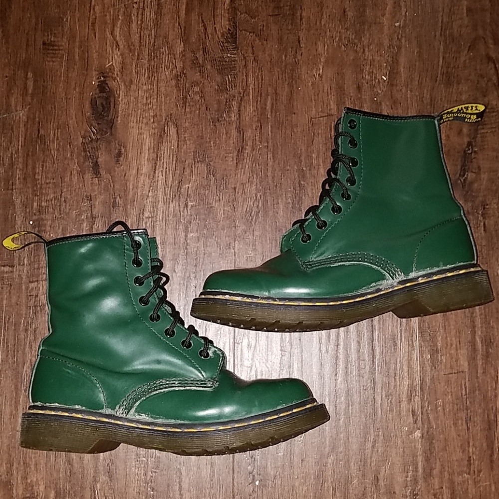 Green 8 hole Dr Martens